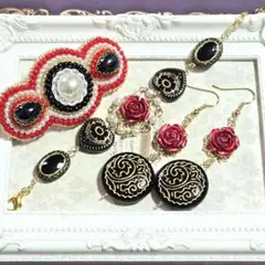 【バレッタ&ブレスレット&ピアス】ハンドメイド　薔薇　ビーズ　アリス　ハロウィン