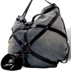 Item thumbnail for item ecb49f52-3a4f-4a63-a65a-202a302cda7f