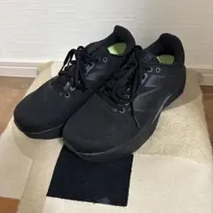 美品・ニューバランス FuelCell Propel v5 LK5