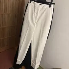 美品　ZARA パンツ　ホワイト