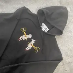 HEIHEI ヘイヘイ シザース刺繍パーカー