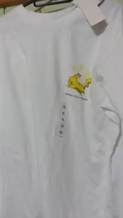 ピカチュウ イラスト ホワイトTシャツ