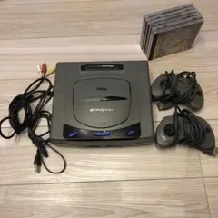 SEGA セガサターン 本体 コントローラー2個　ソフト