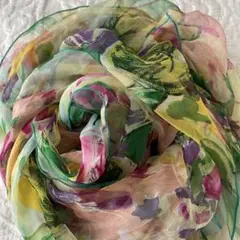 スカーフ　絹　花柄　シフォン