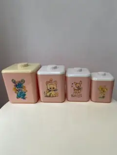 プラスチックキャニスター　　4点