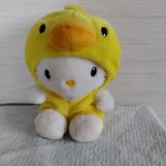 キティ変身ぬいぐるみ（中）ひよこ