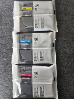 Item thumbnail for item 757a03d5-32e2-4223-b725-ff306983b09e