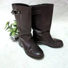 Item thumbnail for item ece5684d-afad-4fcb-a9ea-18b85f6ee329