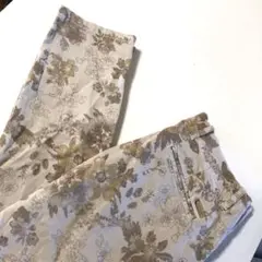 ZARA ザラ 花柄 テーパードパンツ ベージュ 31