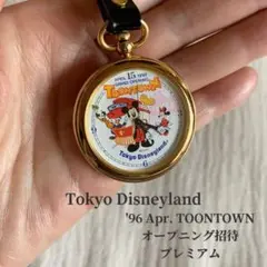 新品✴︎ディズニー✴︎トゥーンタウン時計 シティホールの時計モチーフ！東京ディズニーランド／トゥーン