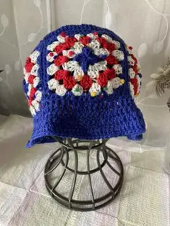 ハンドメイド　グラニースクエアモチーフハット　クロシェ　バケハ　コットン