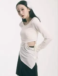 Lure you in ASYMMETRY CUTOUT TOPS