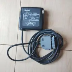 NTTドコモ mova用純正ACアダプタ P005