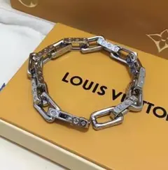 美品箱付 Louis Vuitton シルバーチェーンブレスレット