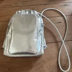 シルバー 巾着型 ショルダーバッグ