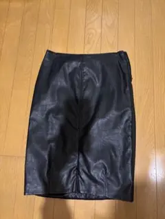 CHEAP MONDAY ブラック タイトスカート 36 レザースカート