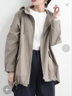 美品　INTERPLANET ジップアップブルゾン