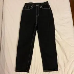 ブラックストレートレッグデニム