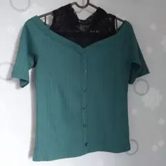 ★MURUA　オフショルダーリブトップス