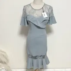 新品 DAZZY ワンカラーシアーレースフレア袖マーメイド膝丈ドレス S