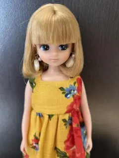 リカちゃん  赤いカメラリカちゃん オンラインの赤カメちゃん✨届きました！ お顔は可愛い♡ けど