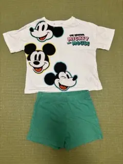 ZARAミッキーマウス Tシャツとショートパンツセット　90cm