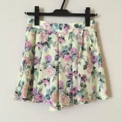 【archives(アルシーヴ)】花柄キュロット