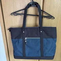 【美品】ダークブルーとブラックのトートバッグ