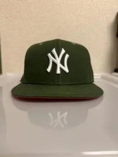 Item thumbnail for item 4ff8b427-65e3-4e31-a816-c3995a182955