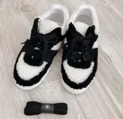 シャネル chanel スニーカー