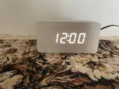 デジタル置時計 LED表示 ホワイト