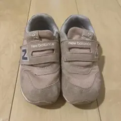 new balance ピンク スニーカー　16.5センチ
