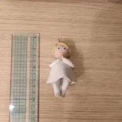 スロバキアの天使の人形