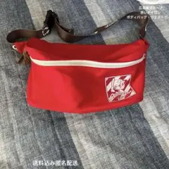 広島東洋カープ　赤いナイロンボディバッグ・ウエストポーチ