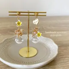 【No.190】ハンドメイドピアスイヤリング、ハワイアン、プルメリア、クリア鈴丸