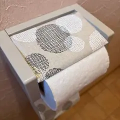 3075【2点100円、3点200円引き】サークル柄トイレットペーパーカバー
