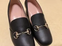 グッチ パンプス