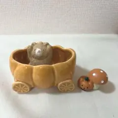 くまさんのかぼちゃ運び　ナチュラルキッチン　置物　オブジェ　秋　ハロウィン　南瓜
