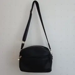 ブラックショルダーバッグ☆