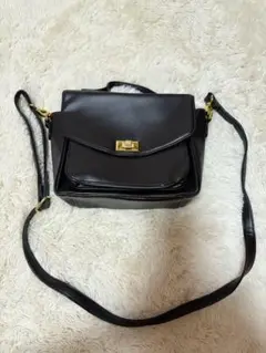 BROWNY ショルダーバッグ　黒レザー　カバン　バッグ