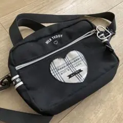 美品　MILK TEDDY ハート型ショルダーバッグ