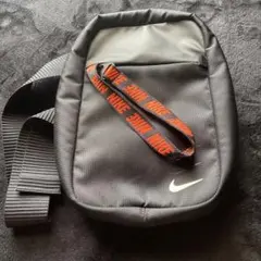 NIKEショルダーバッグ