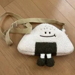 おにぎり型ショルダーバッグ