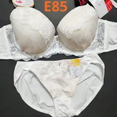 Item thumbnail for item b6c43d0a-25c0-444b-8c0a-324a34ce6610