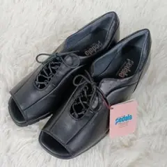 新品タグ付き pedala ペダラ ウォーキングシューズ 厚底 24EE