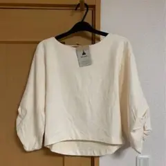 ニコアンド　スエード風袖ねじりトップス