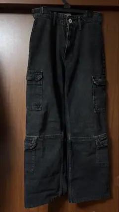 ZARA カーゴデニムパンツ　ベルト付き　32サイズ　ブラック
