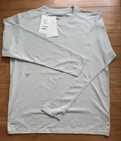 NEUTRALWORKS ハエ ロングスリーブスモールロゴクルー