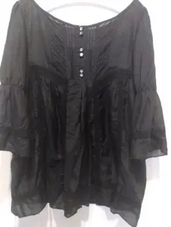 黒い五分袖フレアチュニック　シルク30％ シフォン風　美品　フェミニン