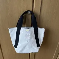 ホワイト ブラック 刺繍 トートバッグ